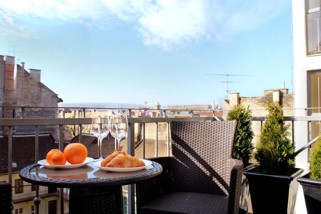 Broadway Center Rooftop View Apartment บูดาเปสต์ ห้อง รูปภาพ
